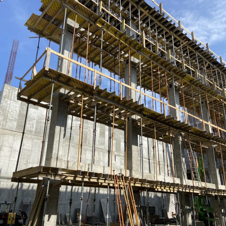 Zakład Produkcji Wyrobów Cukierniczych, Brześć, budownictwo przemysłowe, konstrukcje, konstrukcje stalowe, magazyn